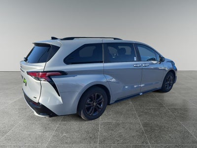 2025 Toyota Sienna XSE