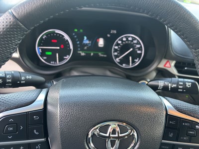 2023 Toyota Sienna Limited