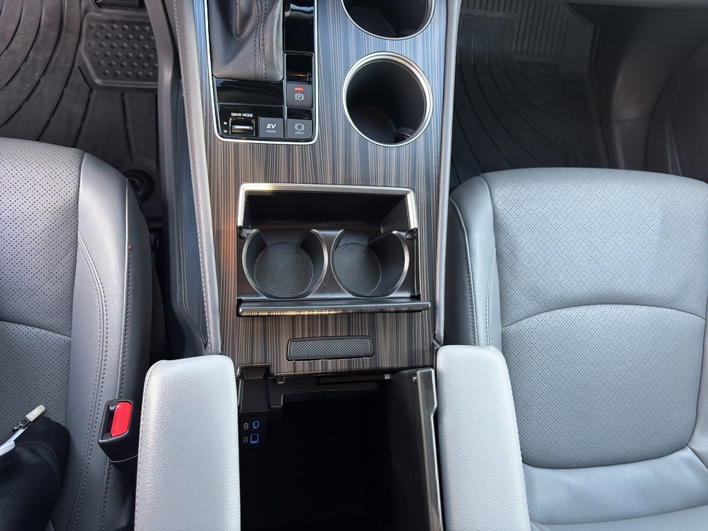 2023 Toyota Sienna Limited