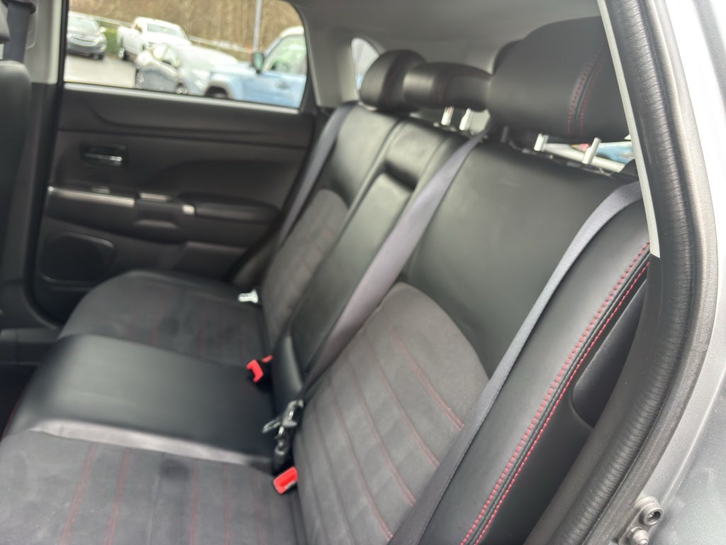 2024 Mitsubishi Outlander Sport SE