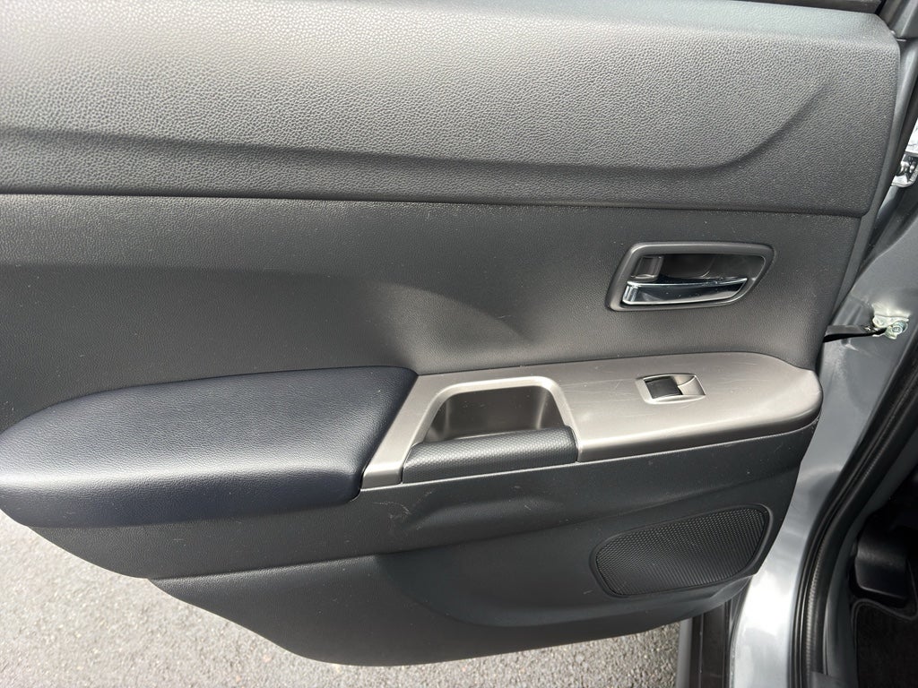 2024 Mitsubishi Outlander Sport SE