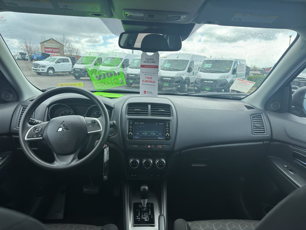2025 Mitsubishi Outlander Sport ES