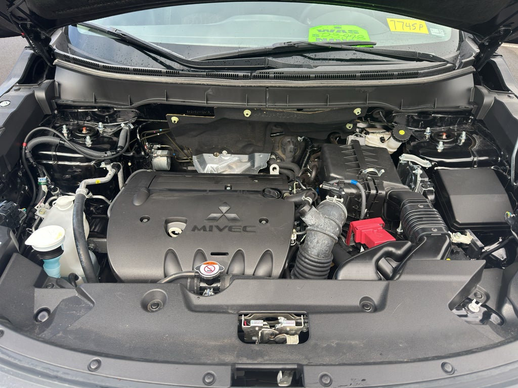 2025 Mitsubishi Outlander Sport ES