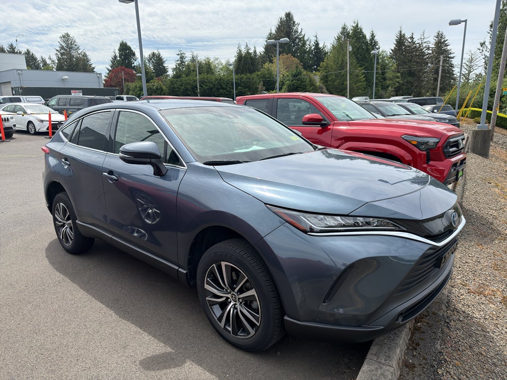 2022 Toyota Venza LE