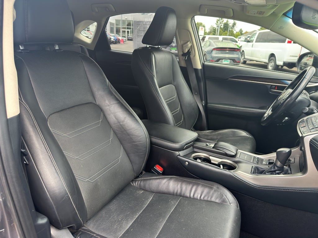 2015 Lexus NX 300h Base (CVT)