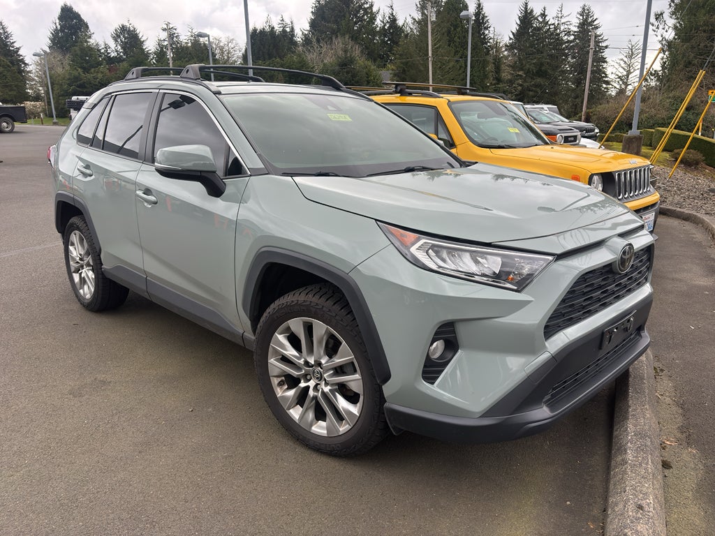 2019 Toyota RAV4 XLE Premium