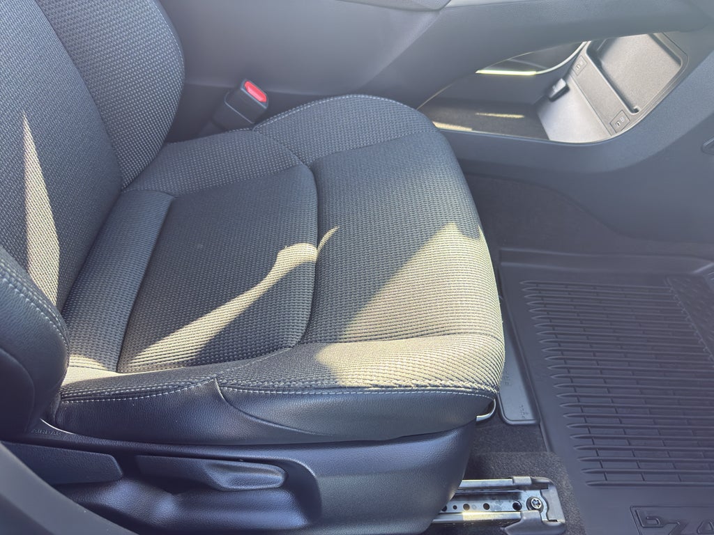 2025 Toyota bZ4X XLE