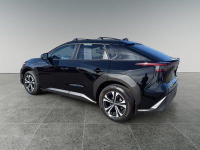 2025 Toyota bZ4X XLE