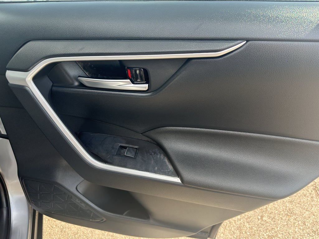 2025 Toyota RAV4 Hybrid Hybrid XLE