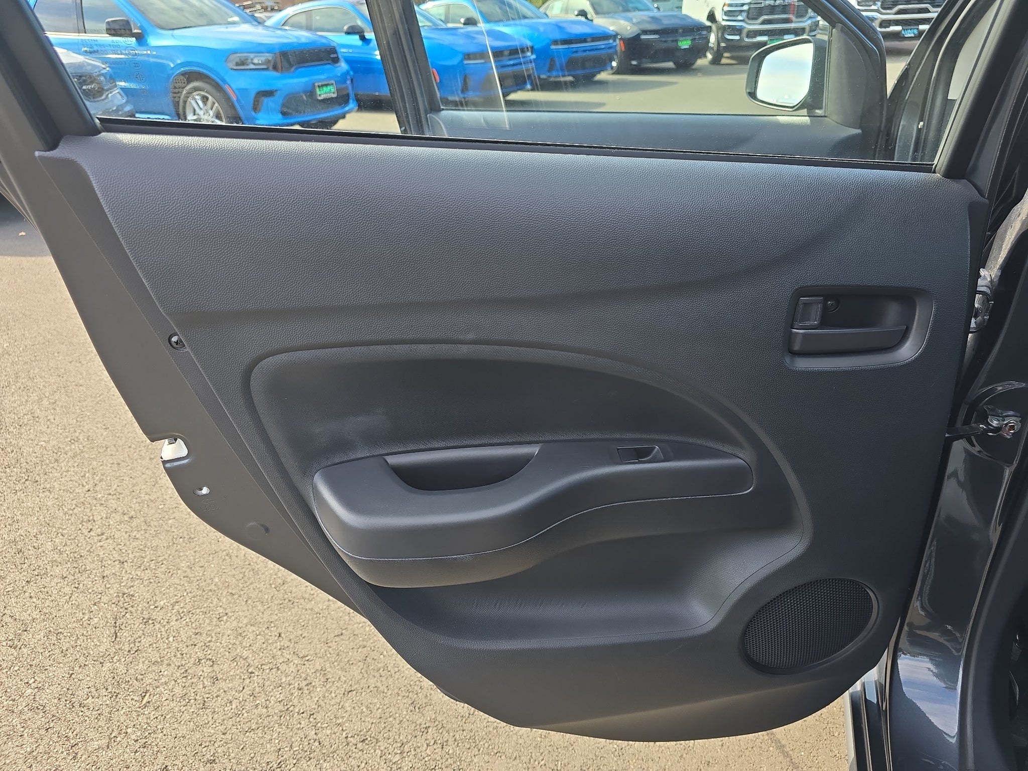 2024 Mitsubishi Mirage ES