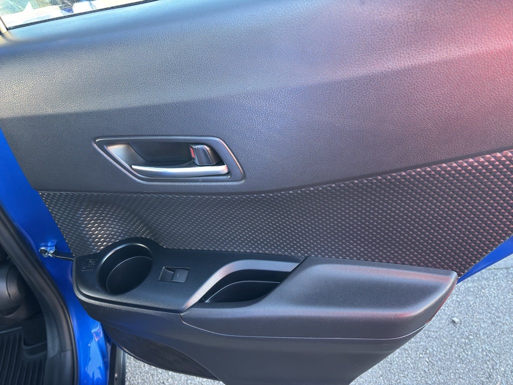 2022 Toyota C-HR XLE