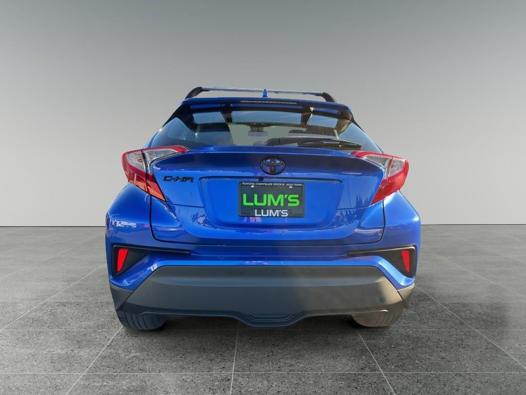 2022 Toyota C-HR XLE
