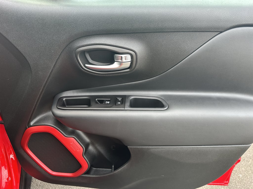 2022 Jeep Renegade (RED) Edition